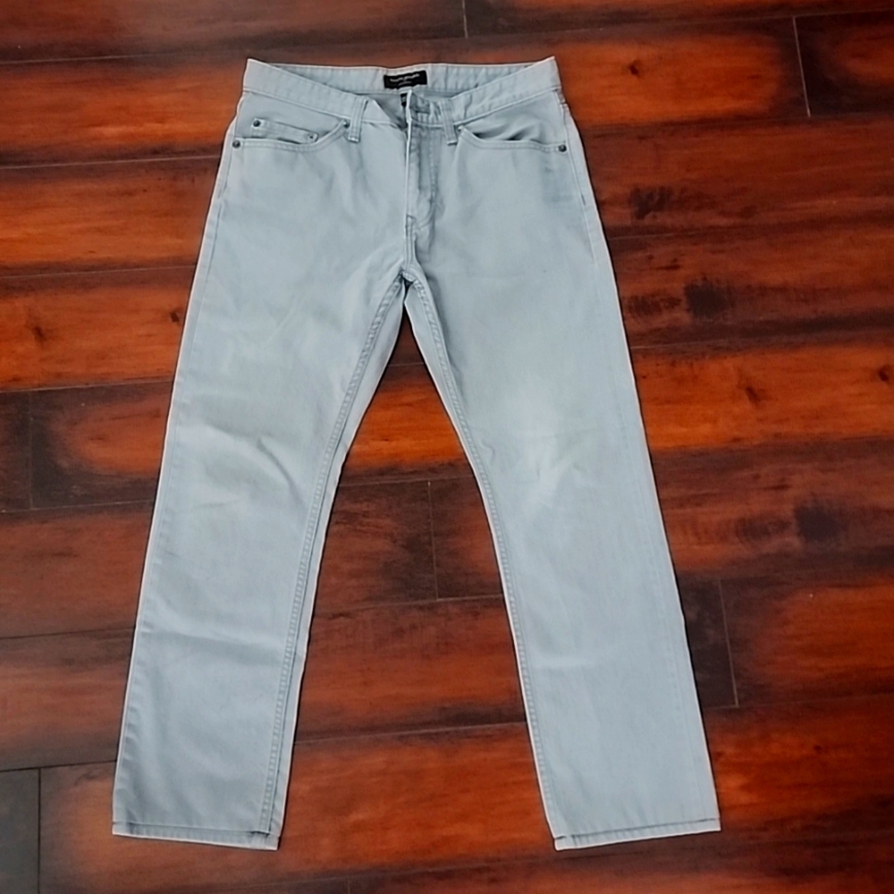 Banana Republic Jeans. 30x30 Slim Straight Grey